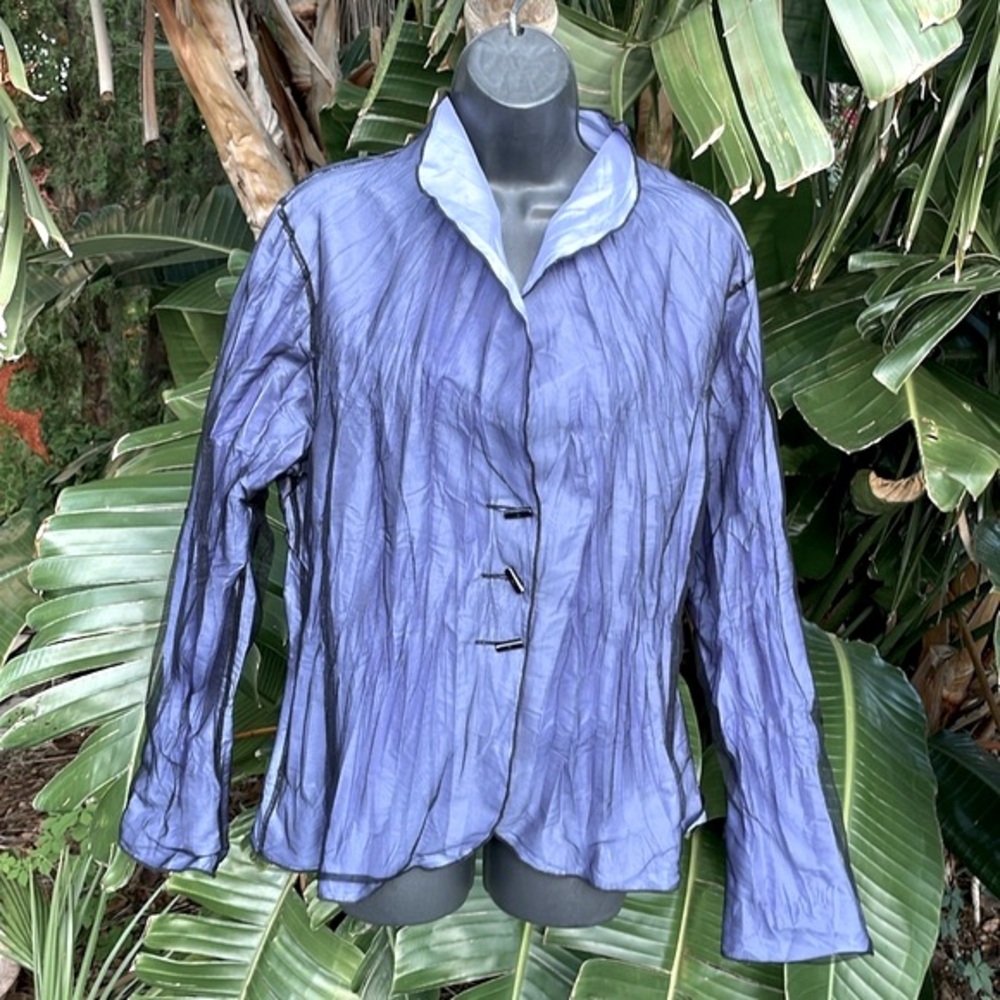 Beluva sheer over reversible jacket